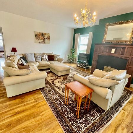 Spacious 3 Bedroom Garden Apartment In Snowdonia National Park Garndolbenmaen ภายนอก รูปภาพ
